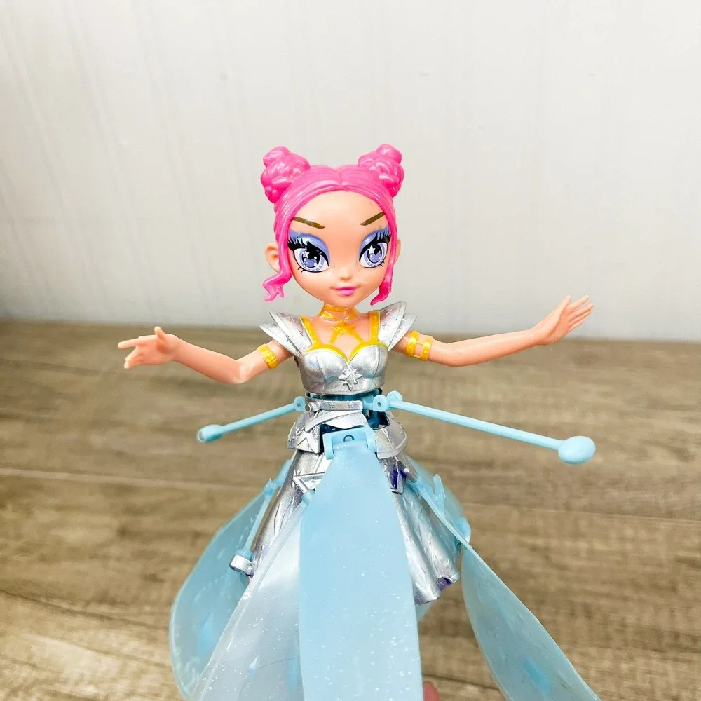 Spin Master Hatchimals Pixies Crystal Flyers Silver Flying Doll Pink Hair Pink